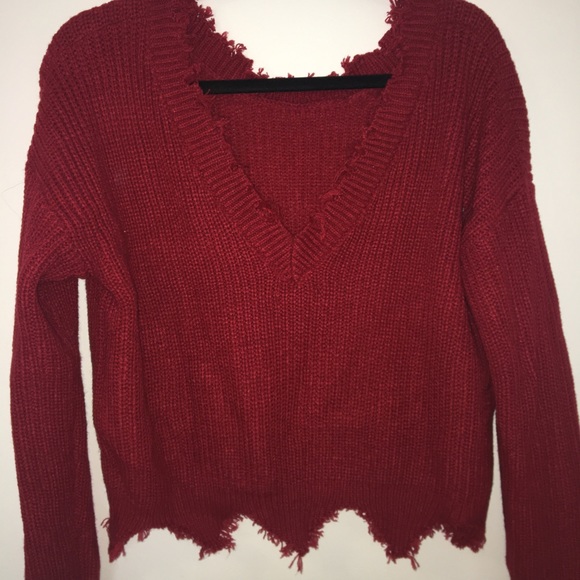 Red sweater - Picture 1 of 4